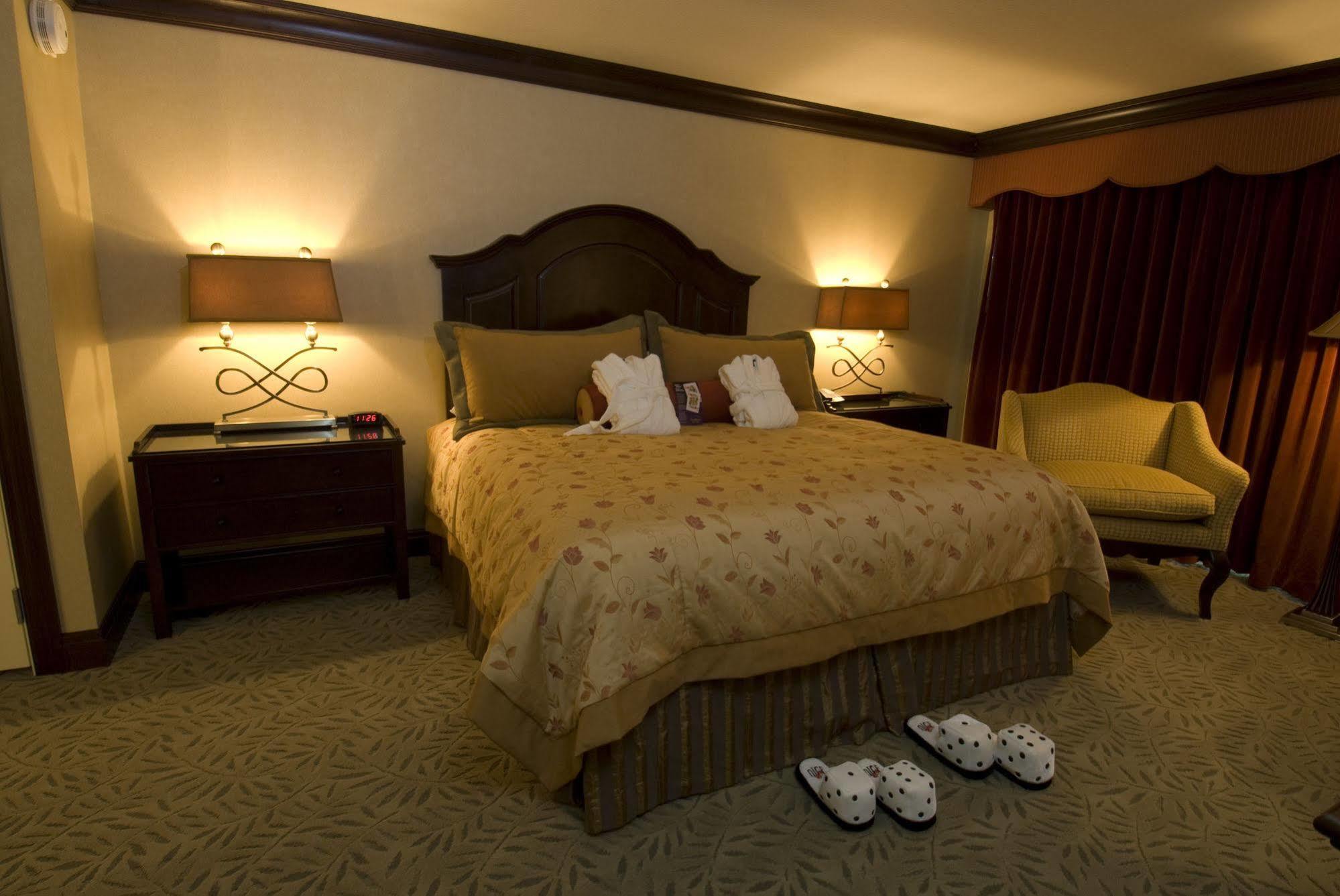 Three Rivers Casino Hotel 3*