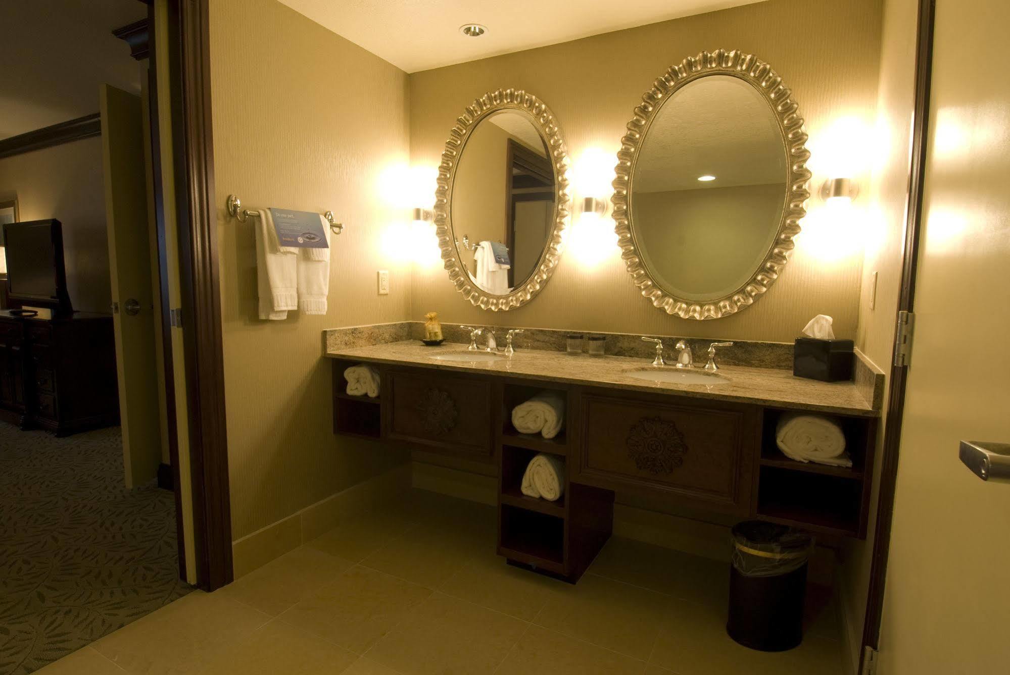 Hotel Three Rivers Casino 3*